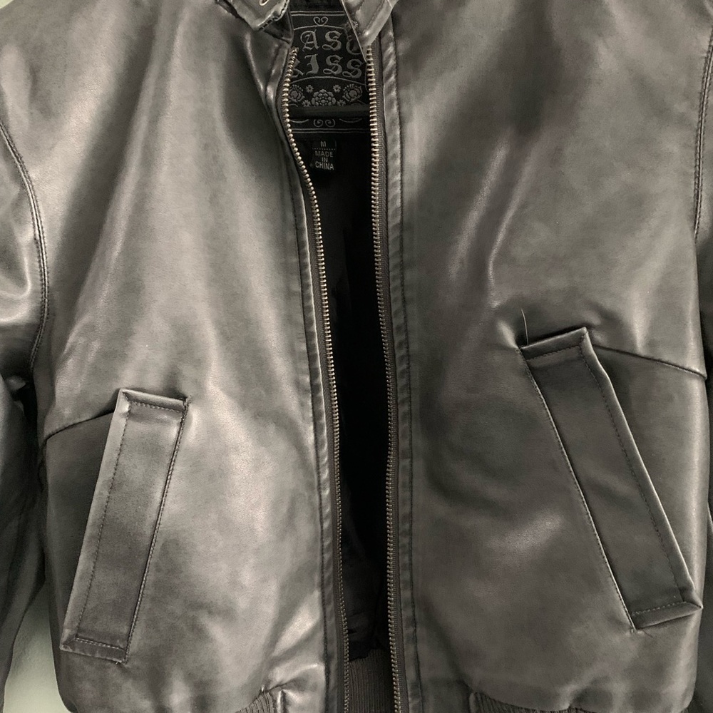 Last kiss jacket